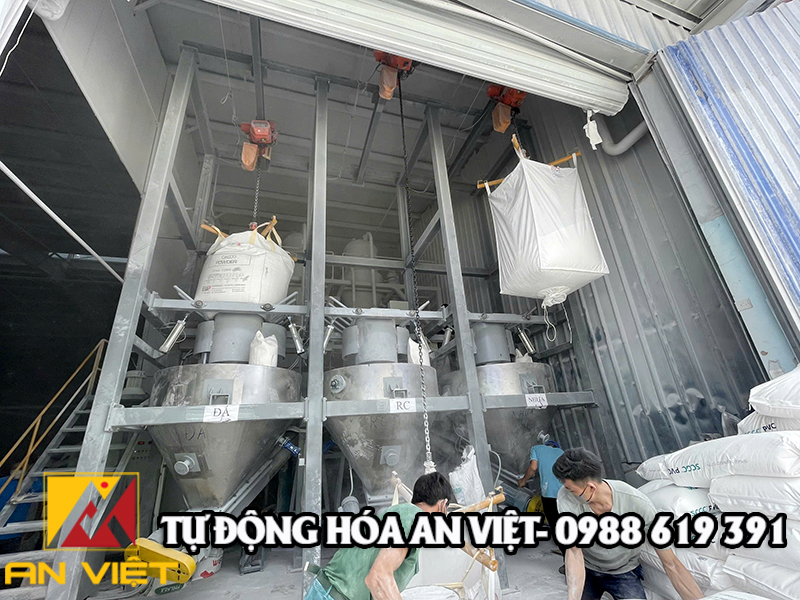 Lắp đặt hệ thống cấp nạp bao Jumbo và định lượng 3 thành phần tại Hưng Yên